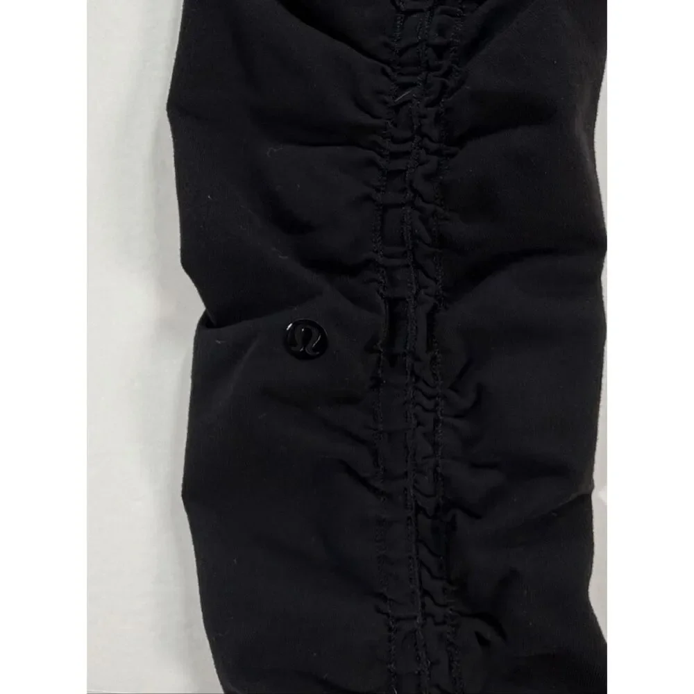 Lululemon Wunder Under Stirrup Leggings Dramatic Static Black White Size 6 EUC